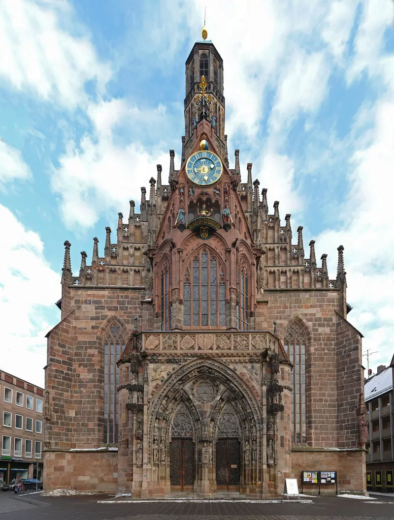 Frauenkirche and the Hauptmarkt in Nuremberg